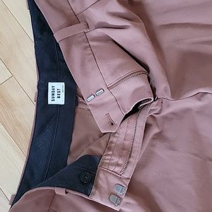 Babaton Sundays best pleated size 4